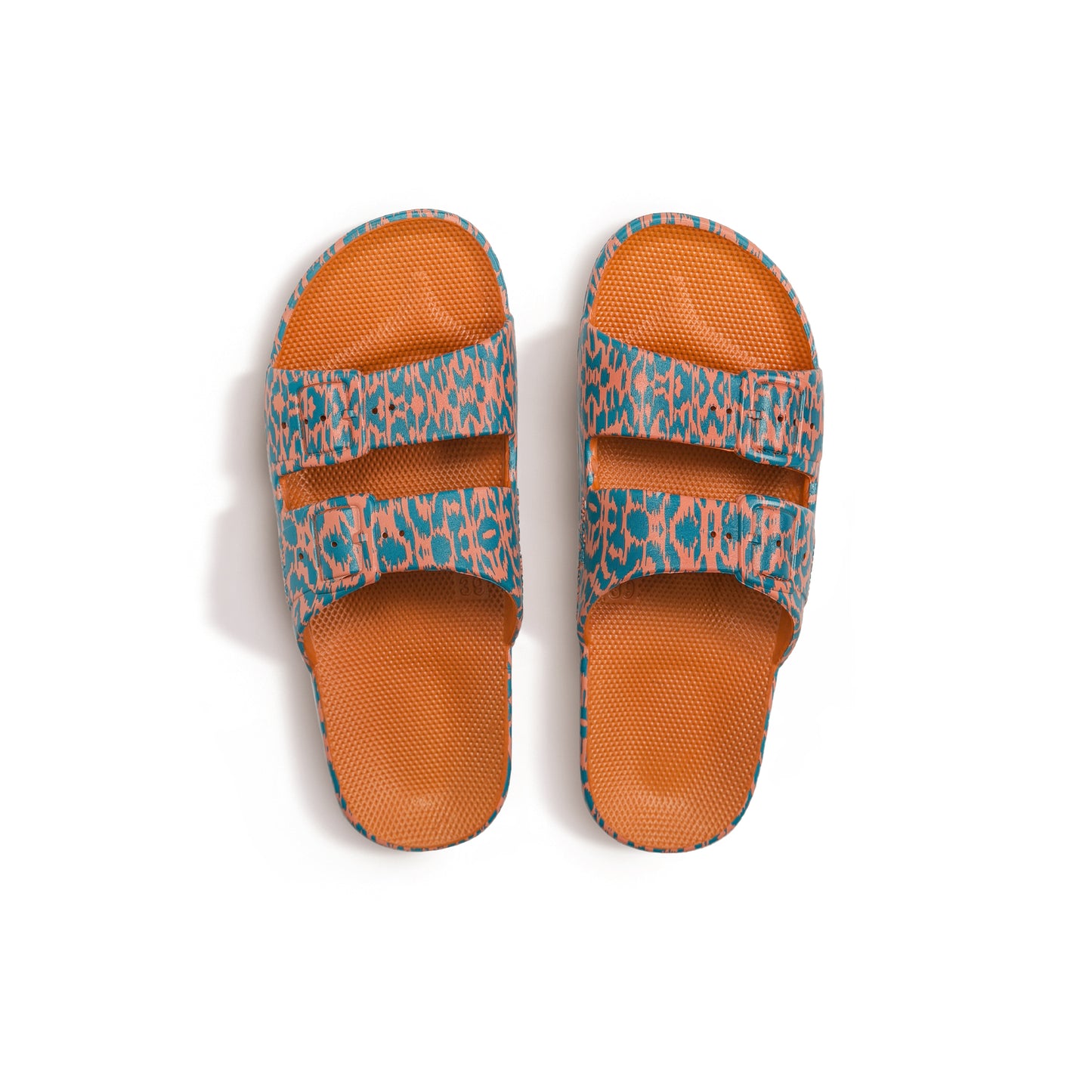 Freedom Moses Ikat Chai Slides