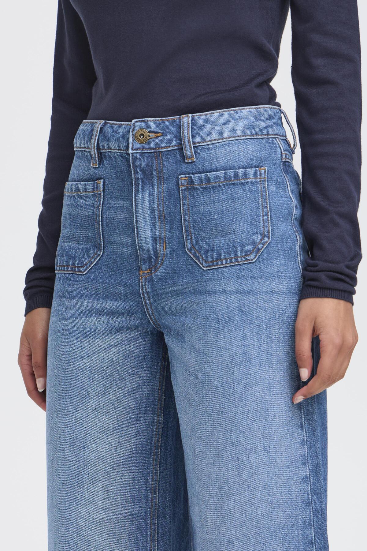 Pamala Cropped Denim Pant by ICHI