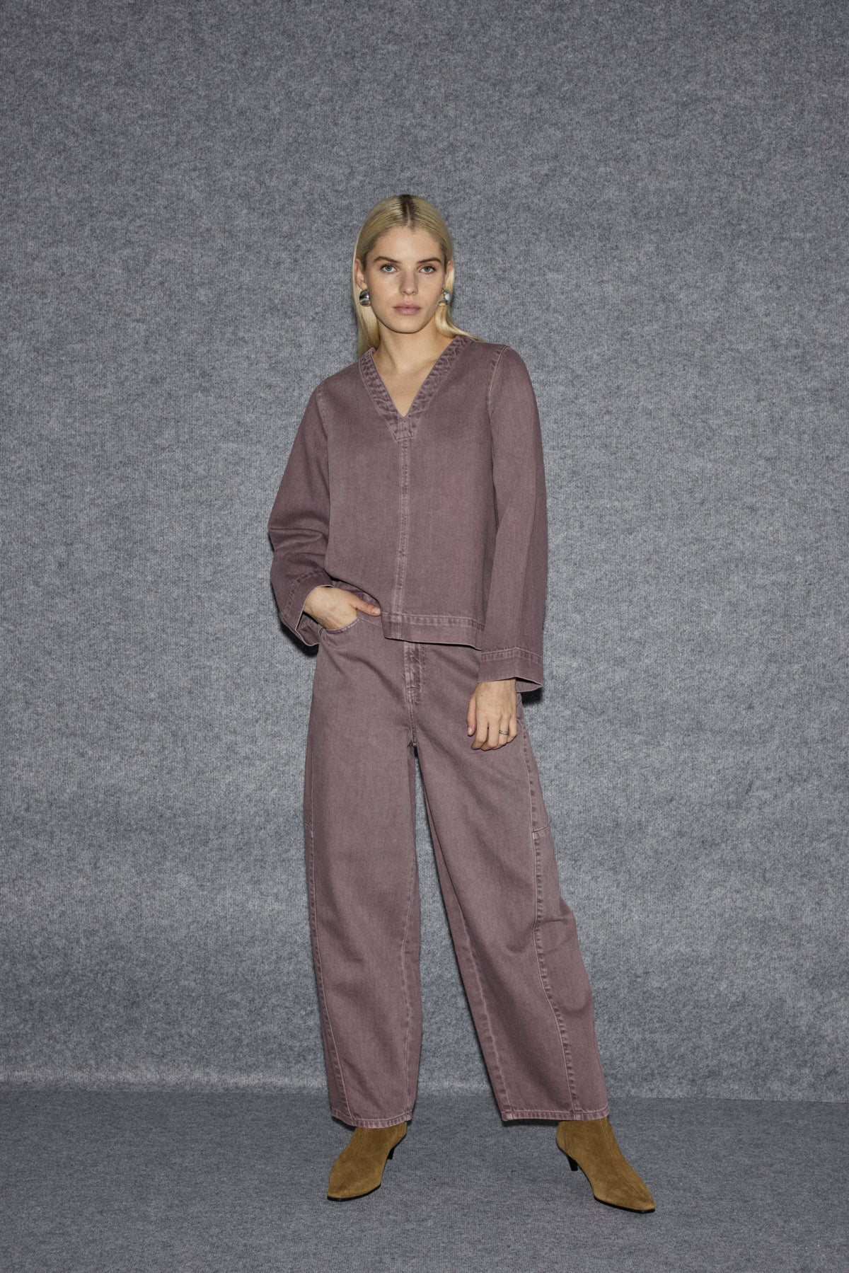 Mijalla Ruby Wine Barrel Jeans by ICHI