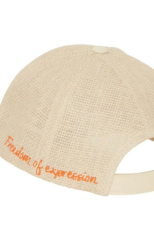 Ianivikka Hat by ICHI