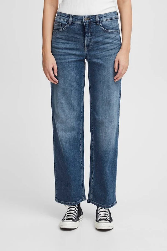 Twiggy Straight Leg Jeans by ICHI