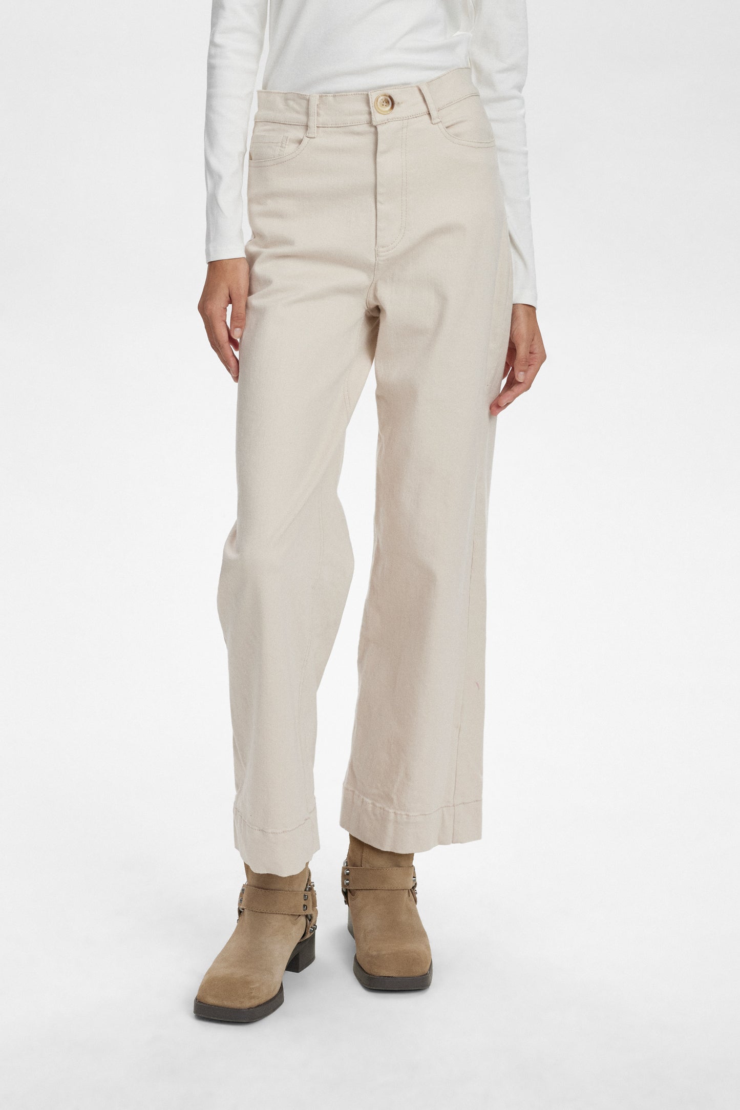 Lulu Cropped Jeans by Numph