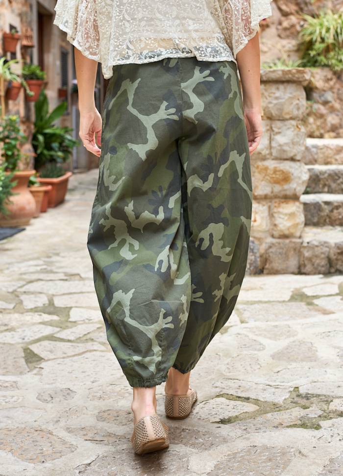 Black Colour Ally Balloon Pant Khaki Camouflage