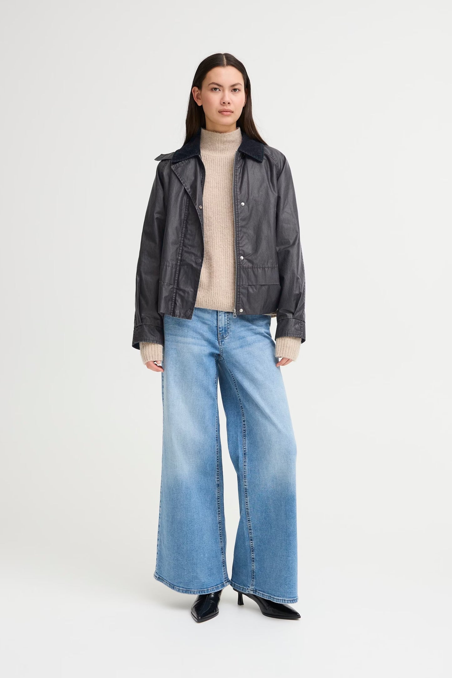 Ganilo Dark Navy Jacket by ICHI