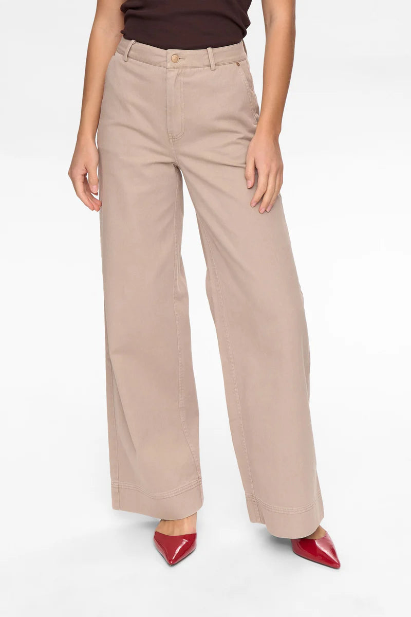 Mariam Pants Mushroom by NUMPH