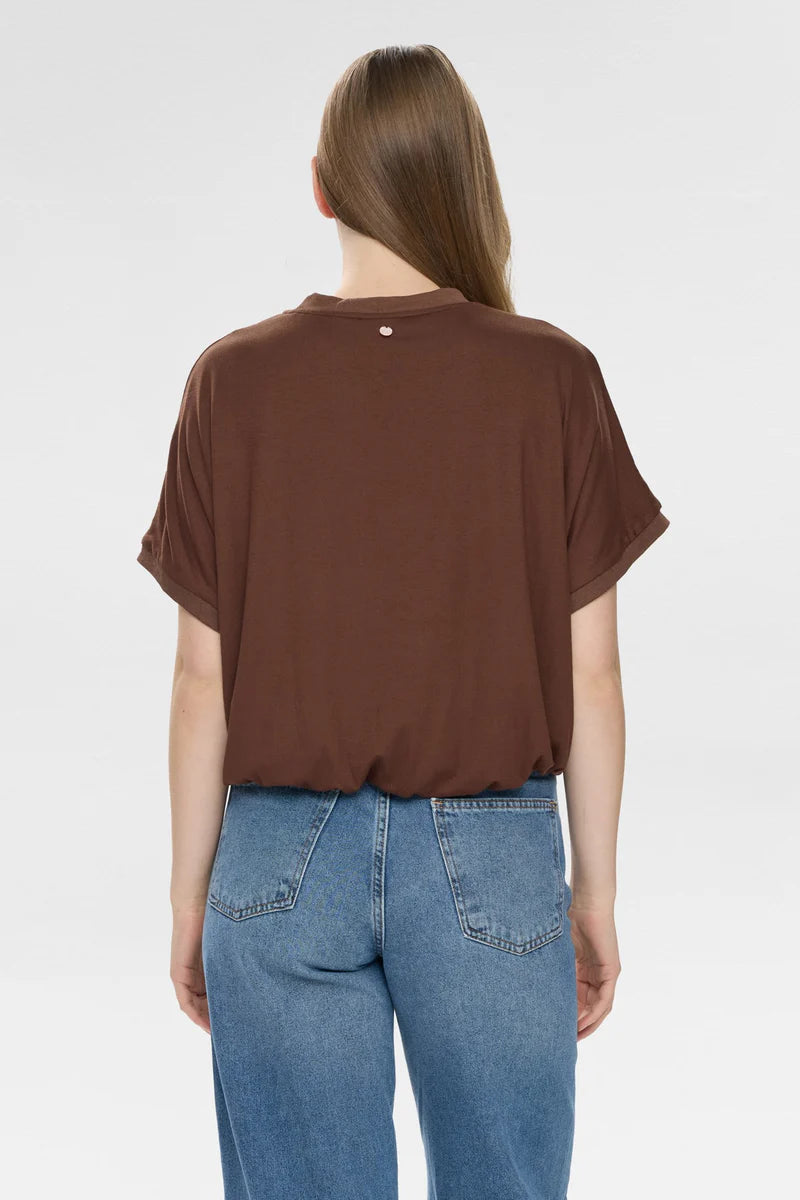 Leah Boxy Tee Chicory Coffee by Numph