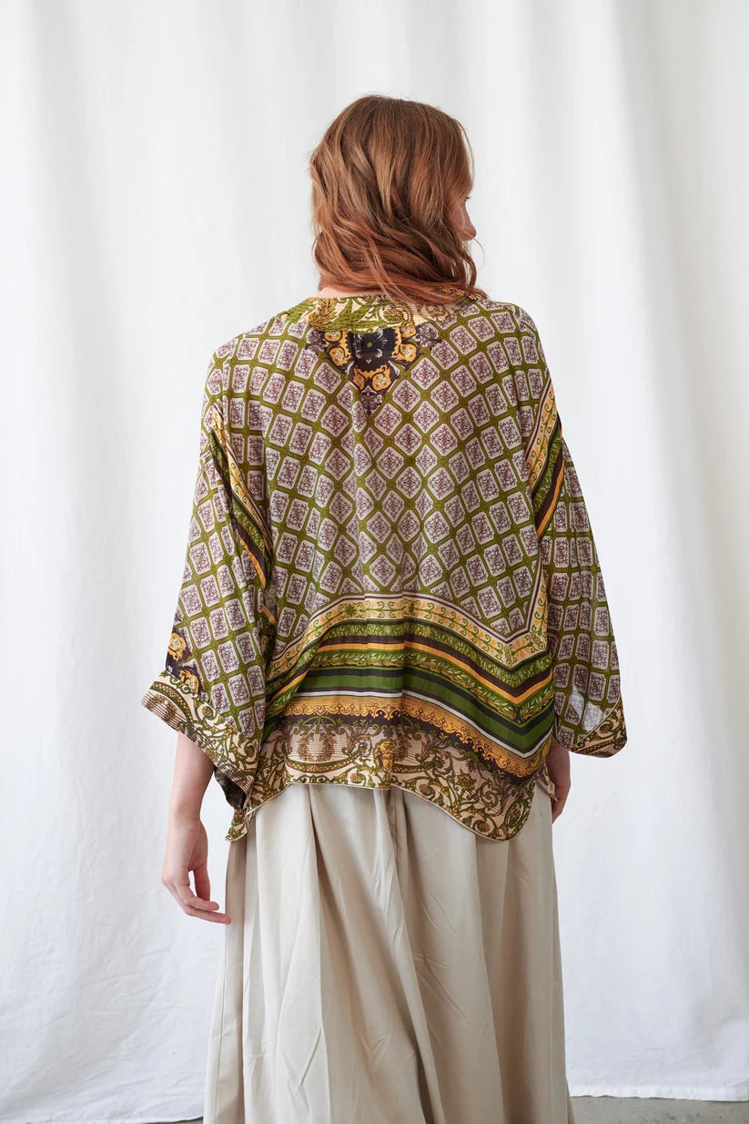 One Hundred Stars Amulet Green Kimono