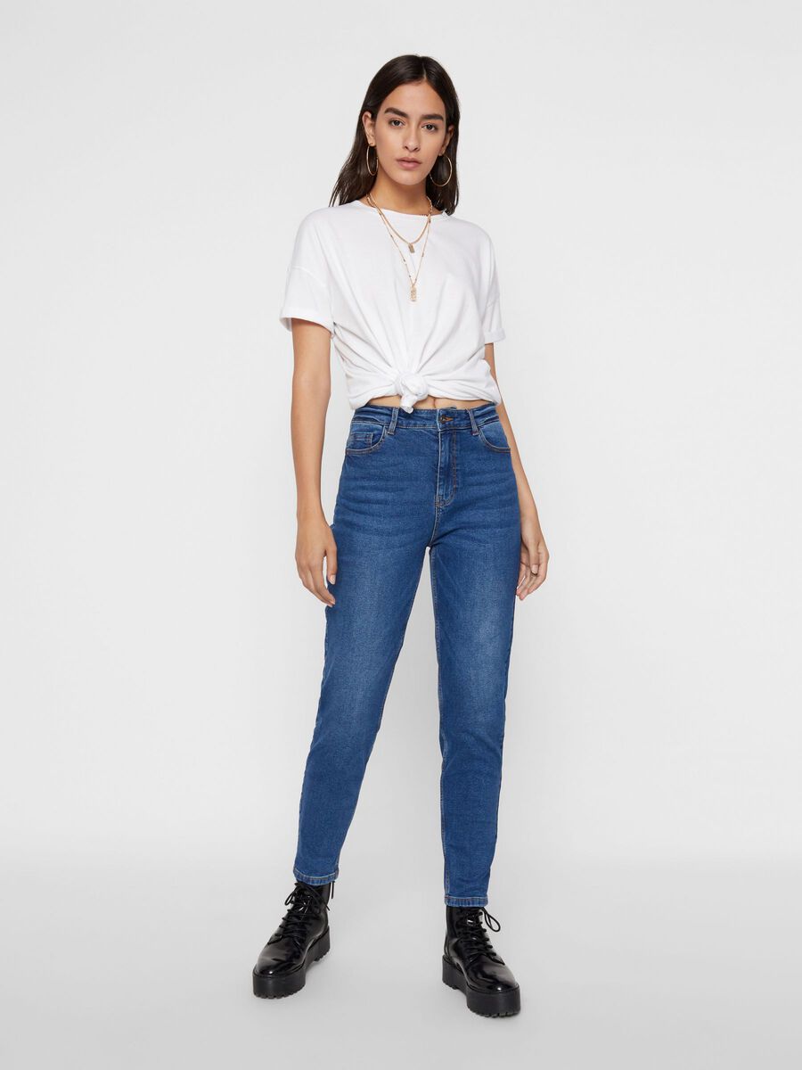 Kesia Mom Fit Jeans by Pieces