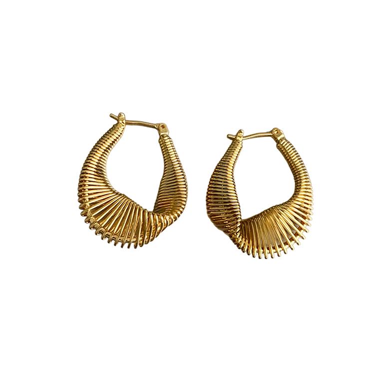 Misshapen Wire Hoops - Gold